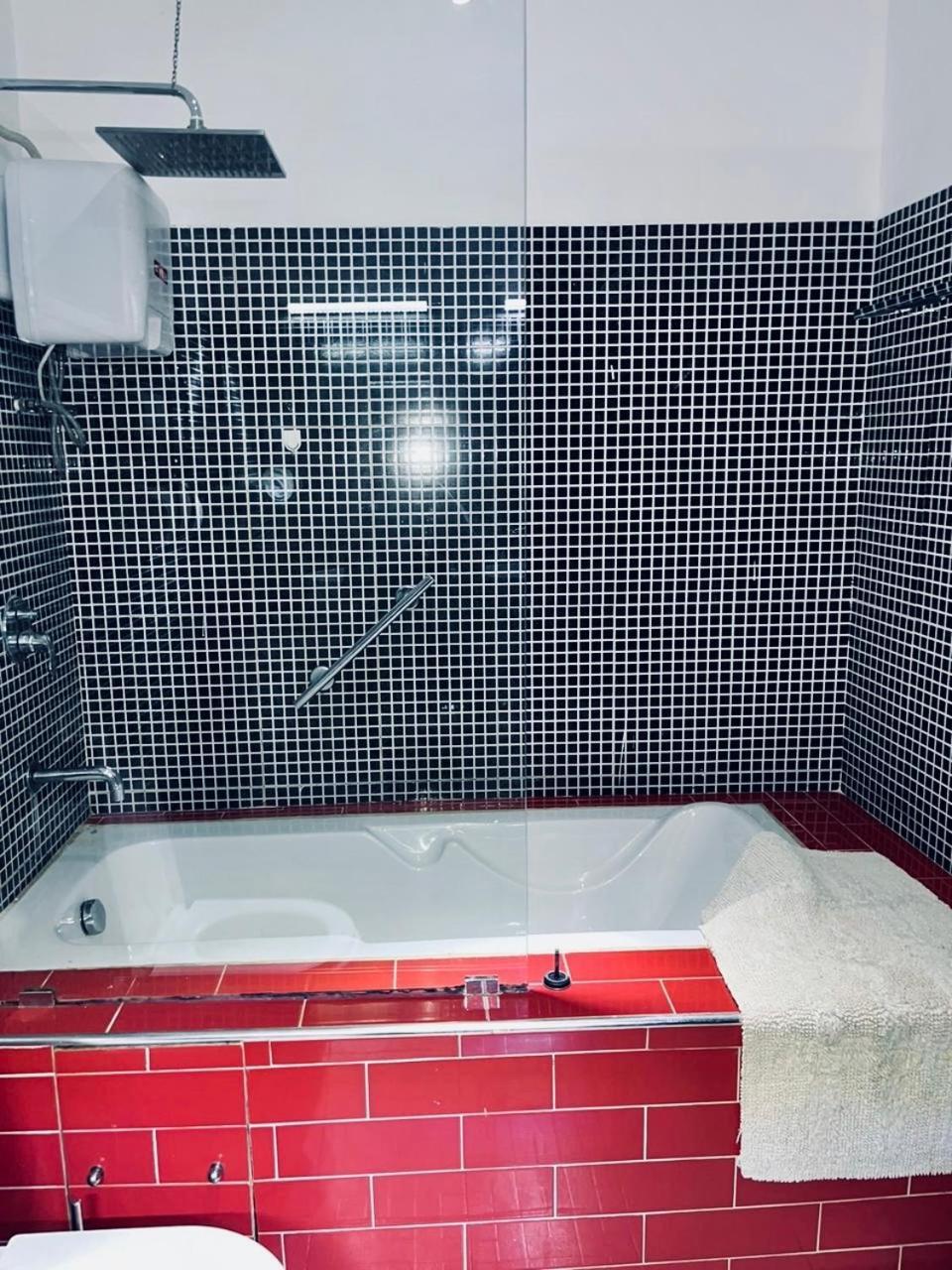 The Ma Otel Namasuba Dış mekan fotoğraf